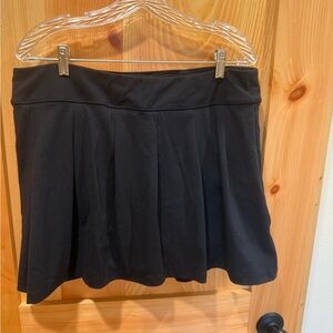 Lands' End Black Skort